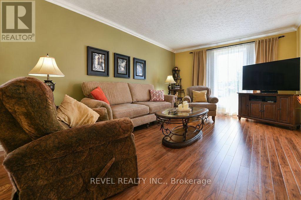 532 LAMMINEN AVENUE - 12