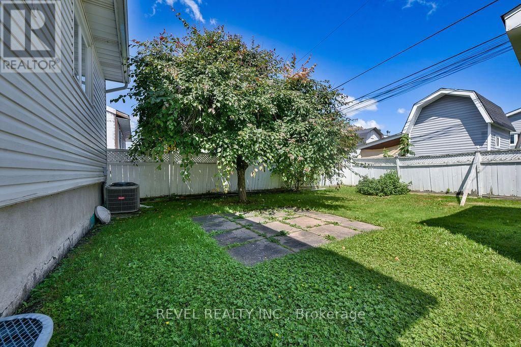 532 LAMMINEN AVENUE - 35