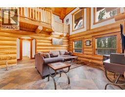 8 Oliver Avenue, Gull Lake, AB T4L2N1 Photo 19