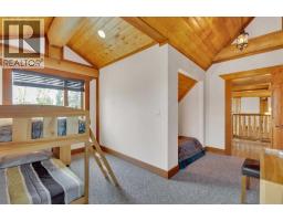 8 Oliver Avenue, Gull Lake, AB T4L2N1 Photo 36