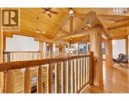 8 Oliver Avenue, Gull Lake, AB T4L2N1 Photo 37