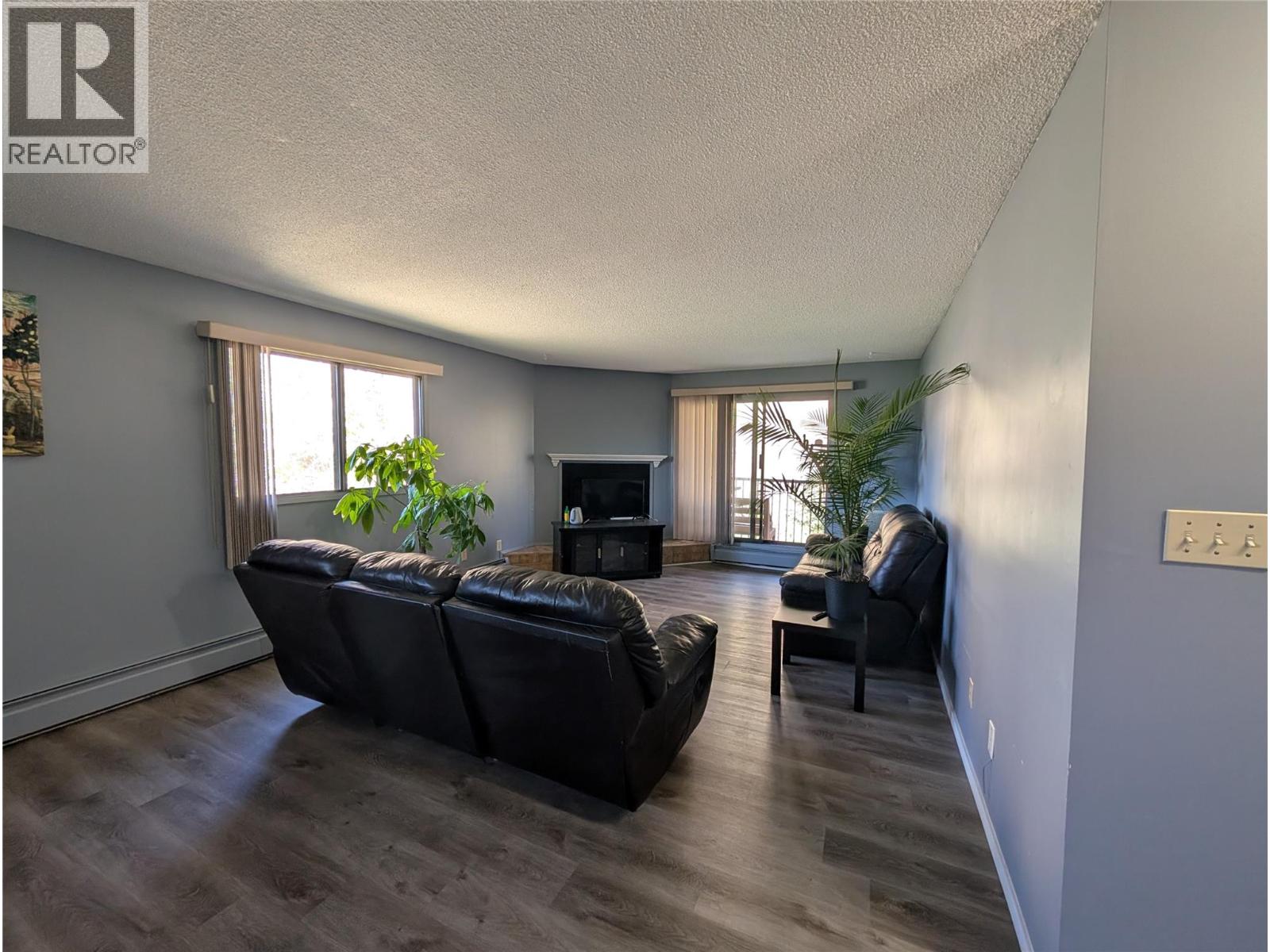 #414 3901 32 Avenue - 3