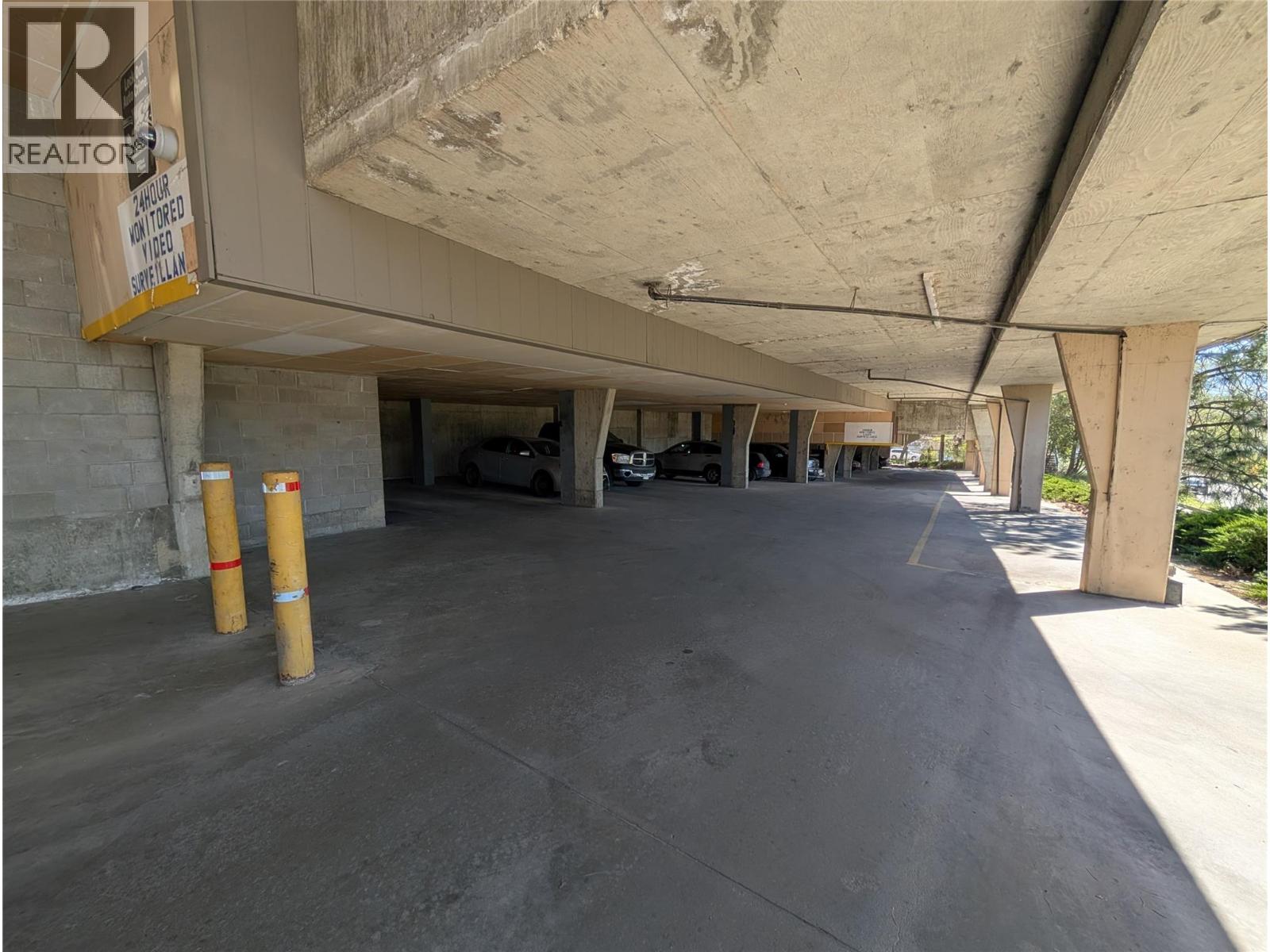 #414 3901 32 Avenue - 21