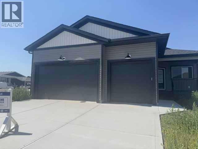 32 Sunrise Crescent N