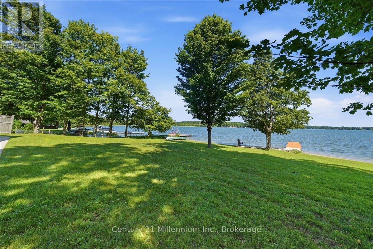 115 SOUTH SHORES ROAD - Image 32