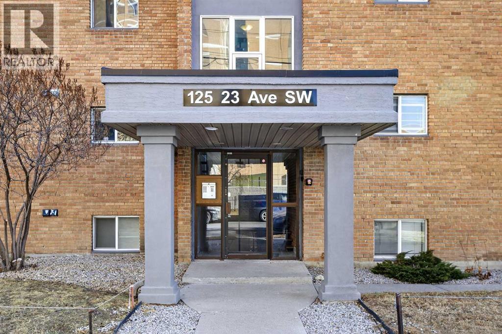 #2 125 23 Avenue SW - 21