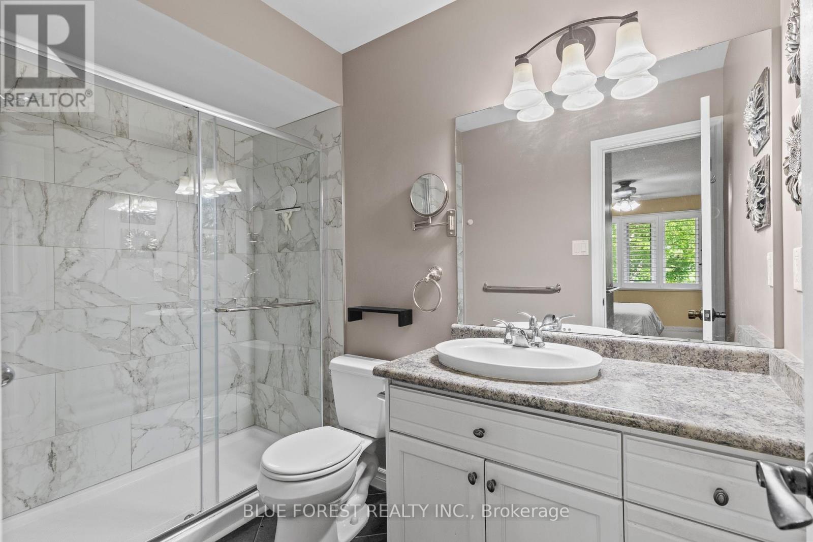 29 VILLAGE GATE CRESCENT - 18