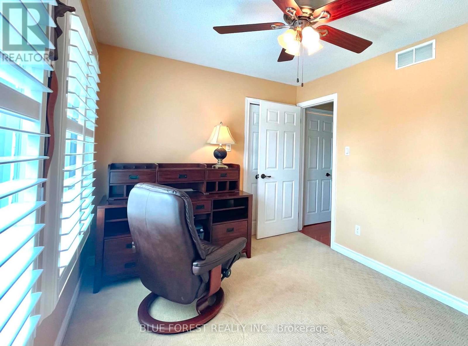29 VILLAGE GATE CRESCENT - Image 20