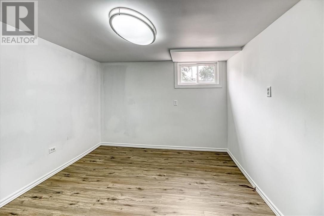 75 O'Donaghue Drive - 33