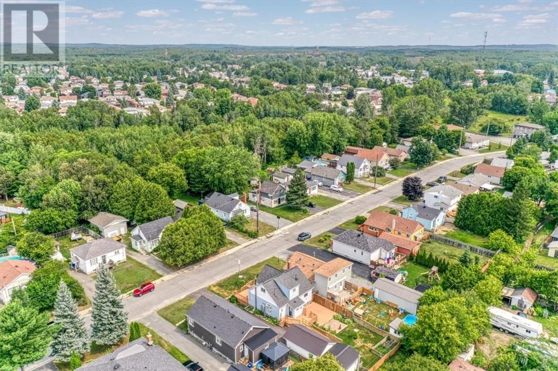 75 O'Donaghue Drive - 41