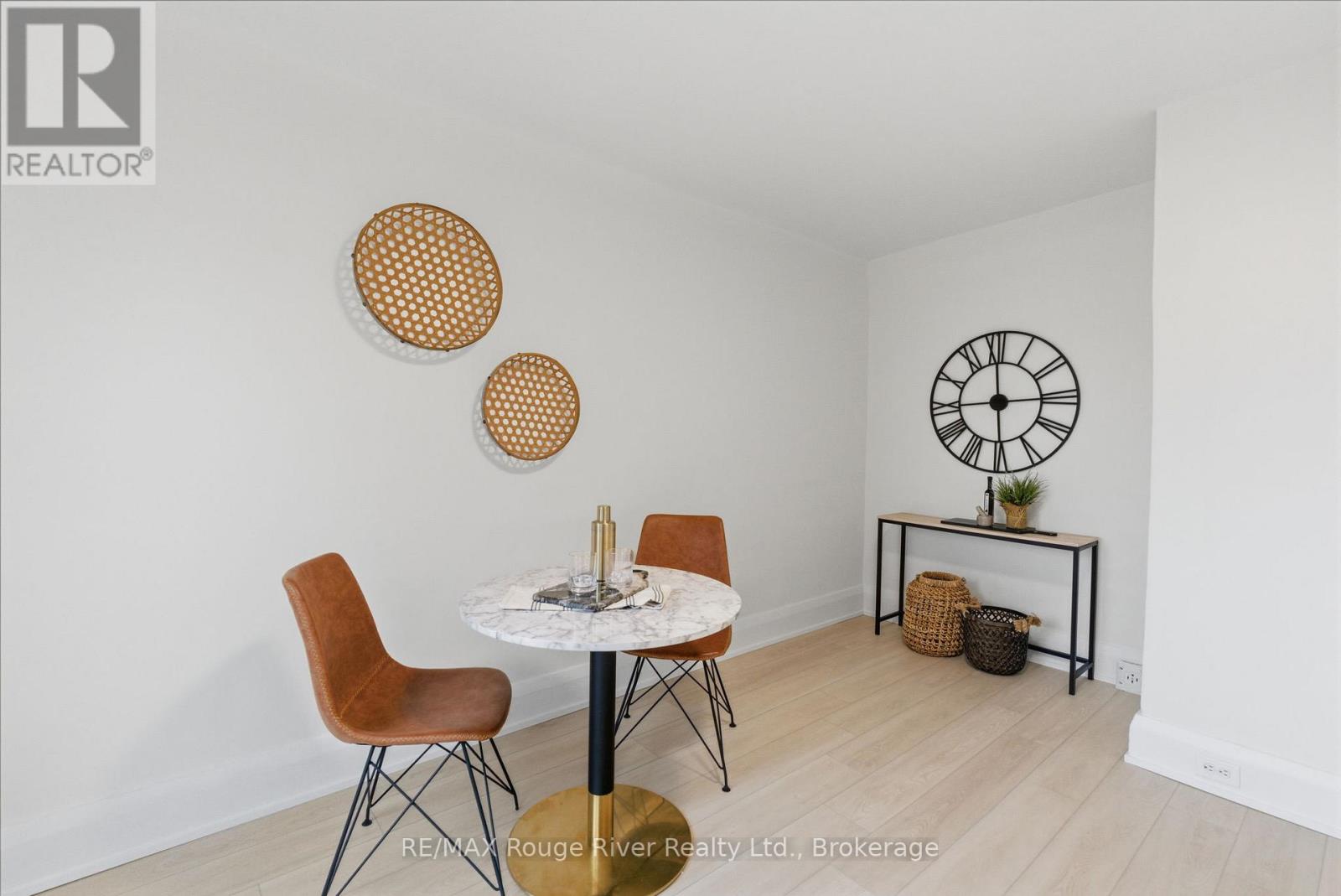 7 HEYWORTH CRESCENT - Image 30