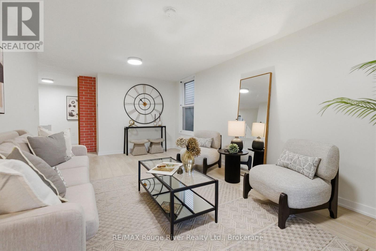 7 HEYWORTH CRESCENT - Image 7