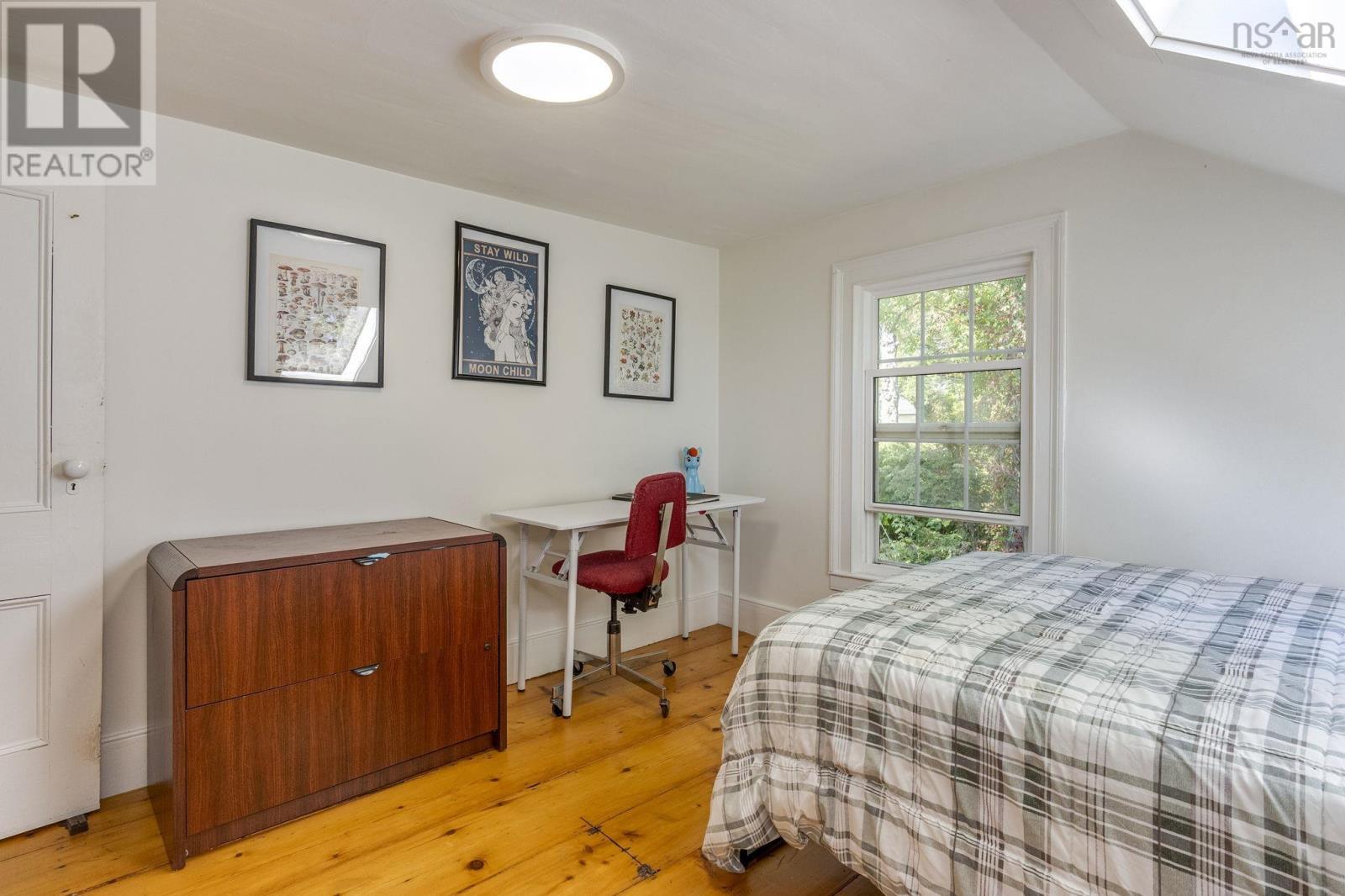 Property 22 of 46 of 40 Pleasant Street