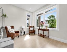 16643 18b Avenue, Surrey, BC V3Z1A2 Photo 6