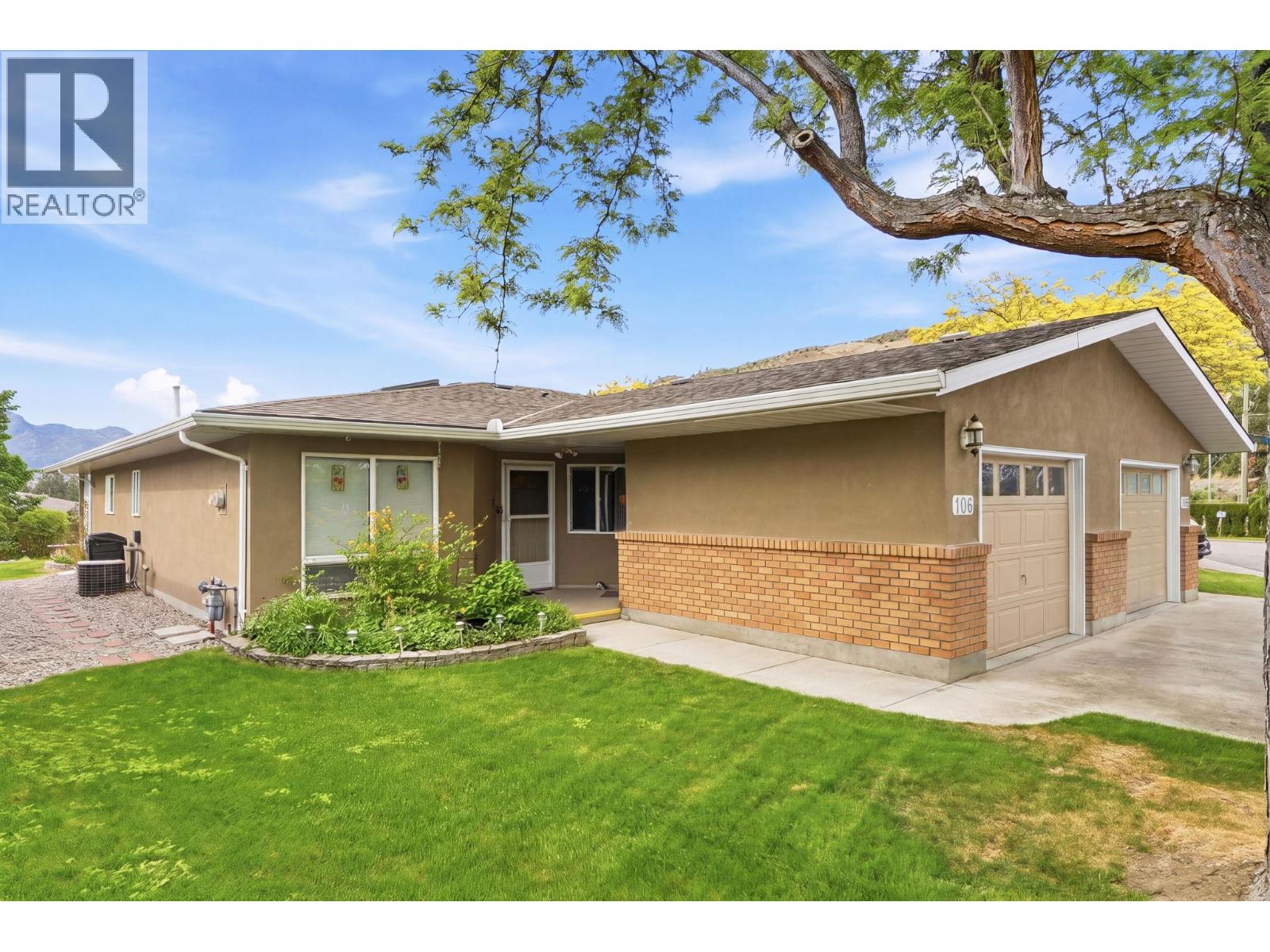 #106 4035 Gellatly Road - 2