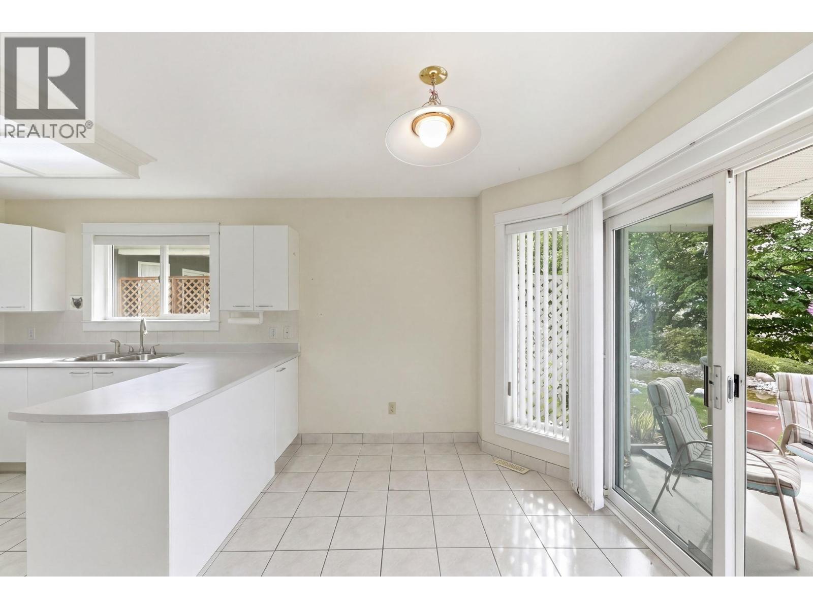 #106 4035 Gellatly Road - Image 17