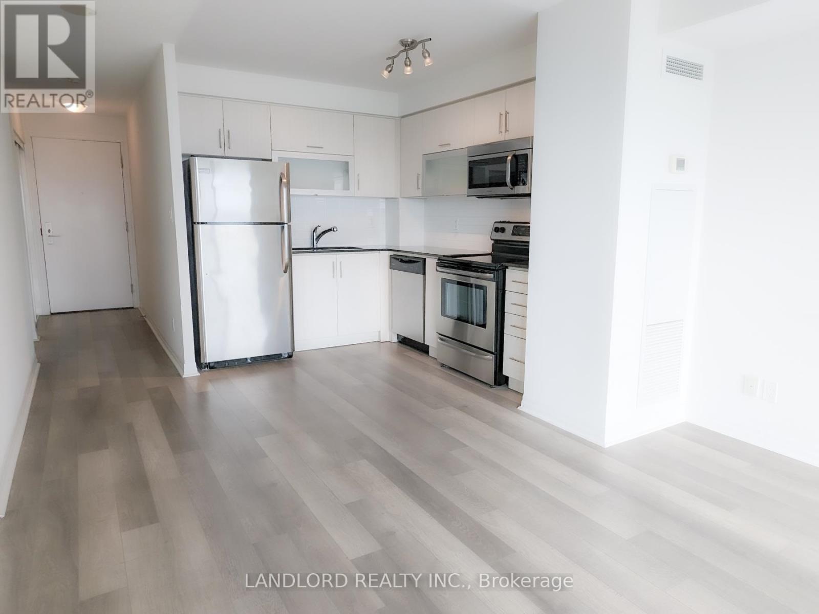 Photo of 2015 Sheppard Avenue