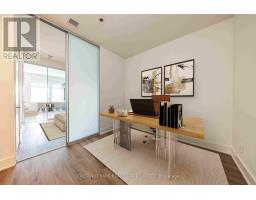 416 - 111 St Clair Avenue W, Toronto, ON M4V1N5 Photo 6