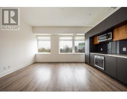 416 - 111 St Clair Avenue W, Toronto, ON M4V1N5 Photo 9