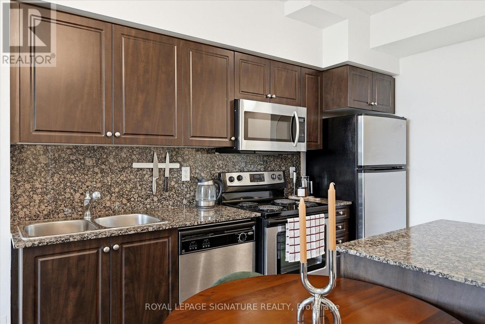 #711 215 FORT YORK BOULEVARD - 10