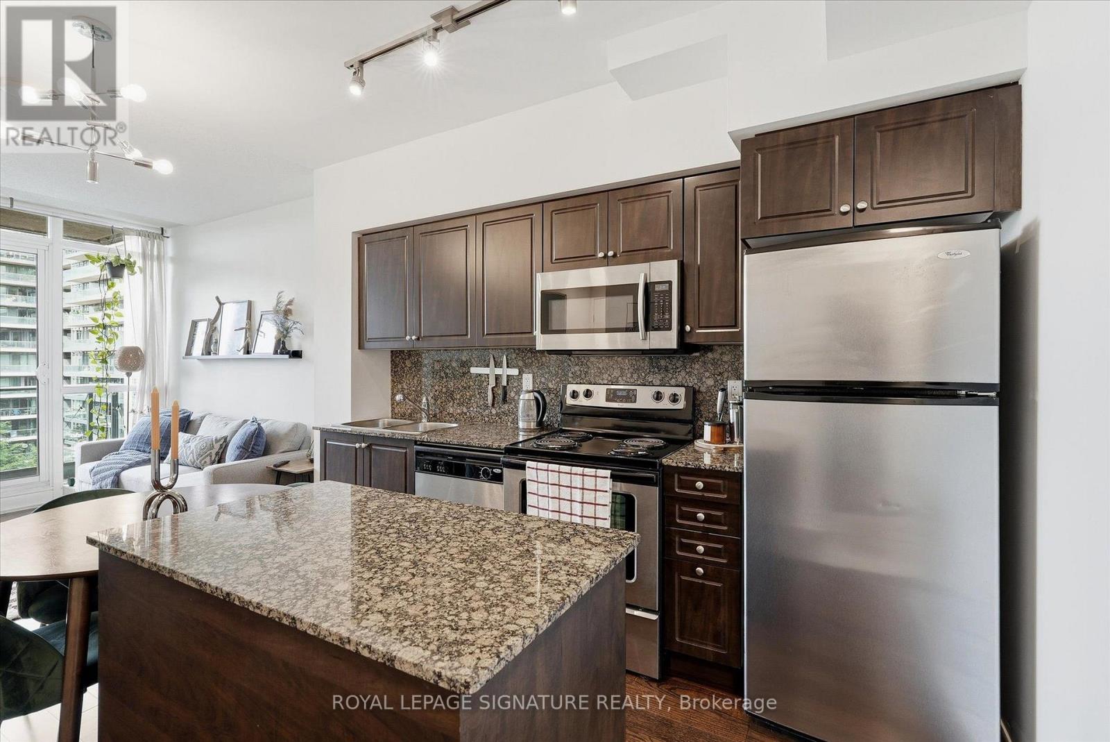 #711 215 FORT YORK BOULEVARD - 5
