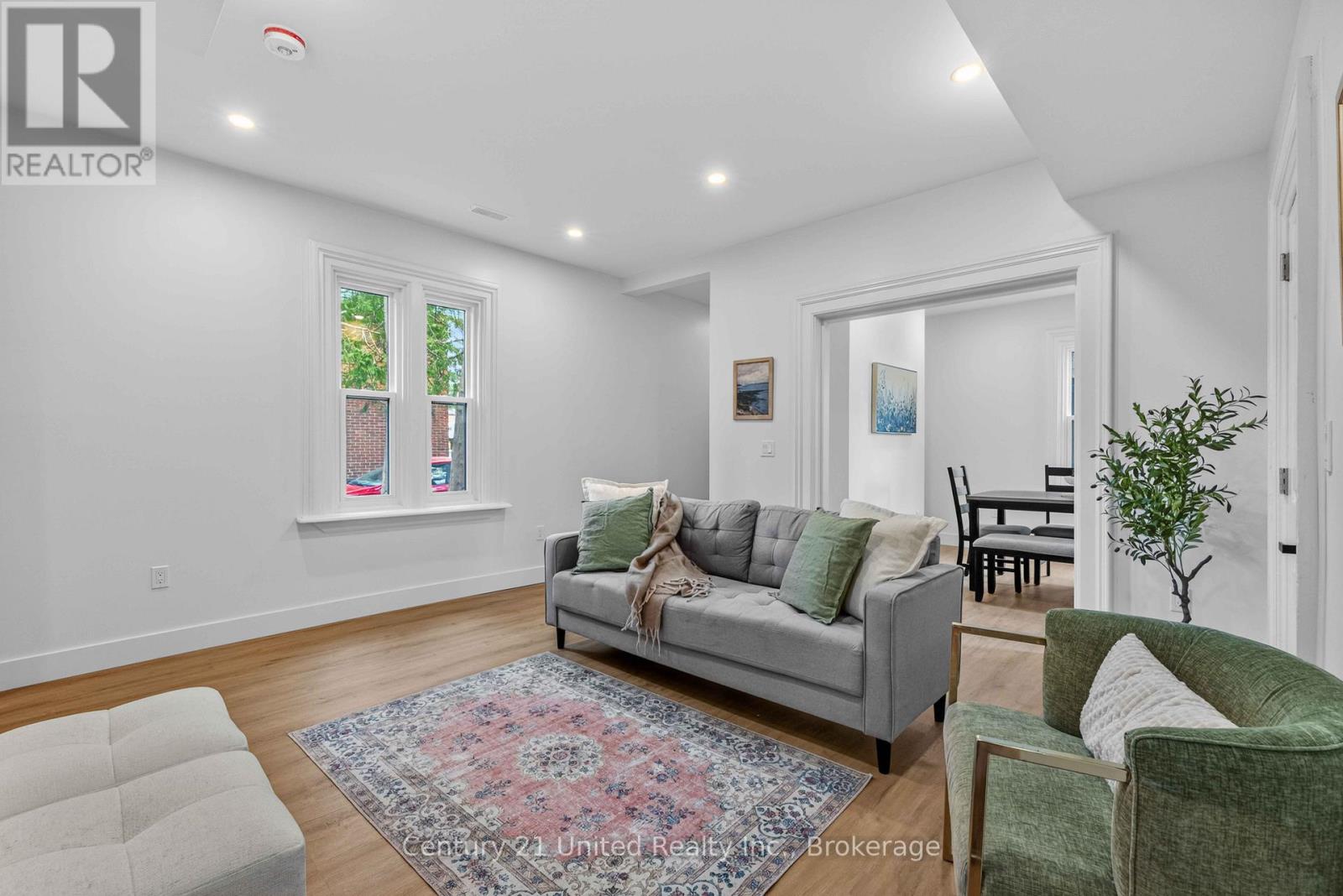 633 ROGERS STREET - 5