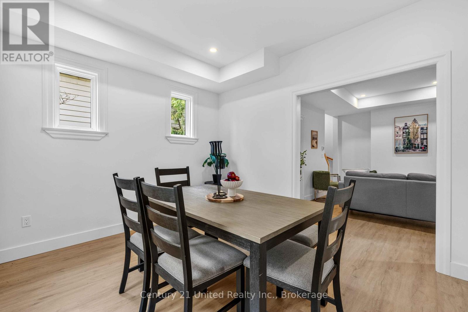 633 ROGERS STREET - 9