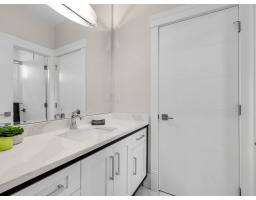 16643 18b Avenue, Surrey, BC V3Z1A2 Photo 24
