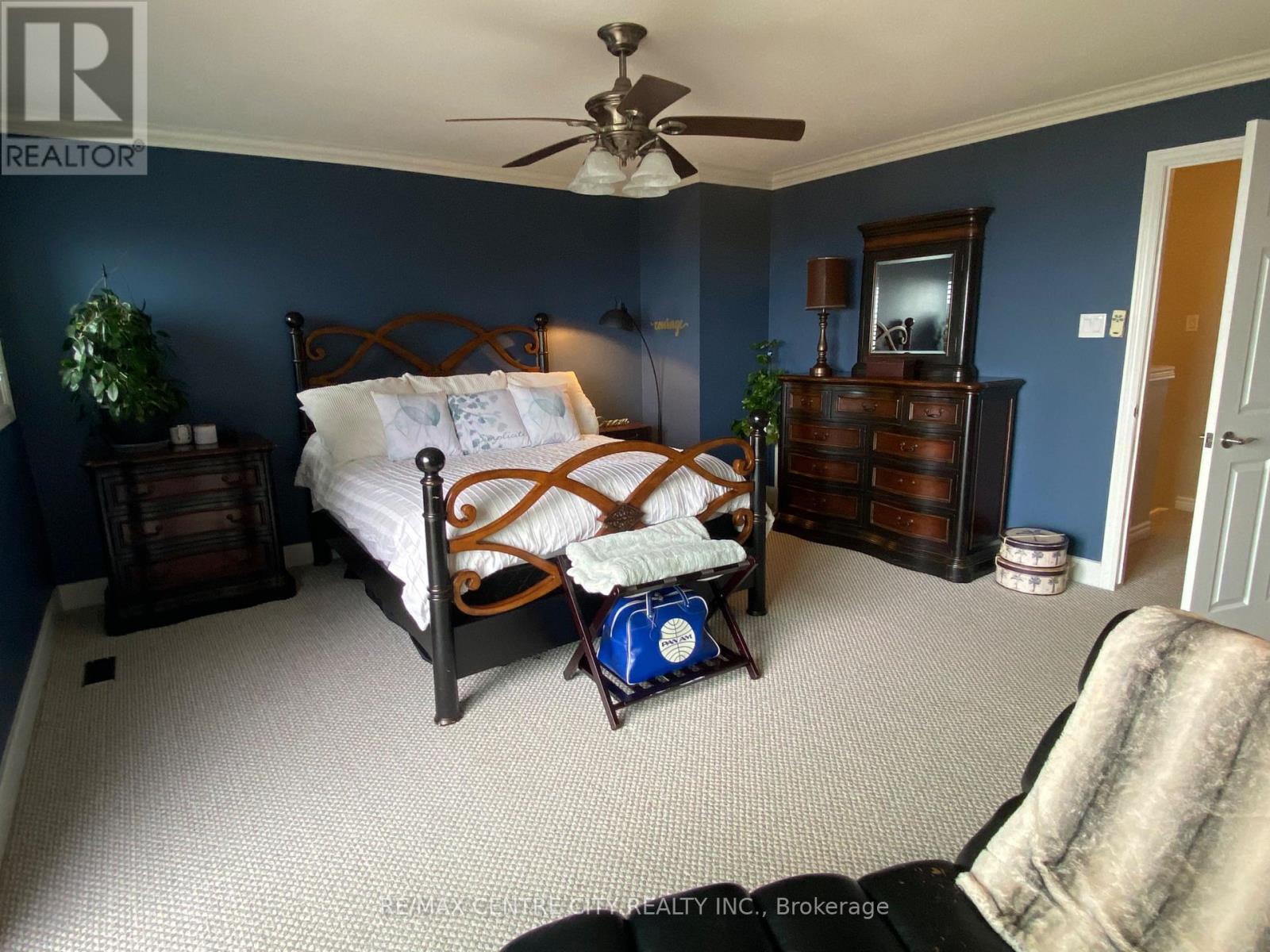 #46 374 FRONT STREET - Image 29