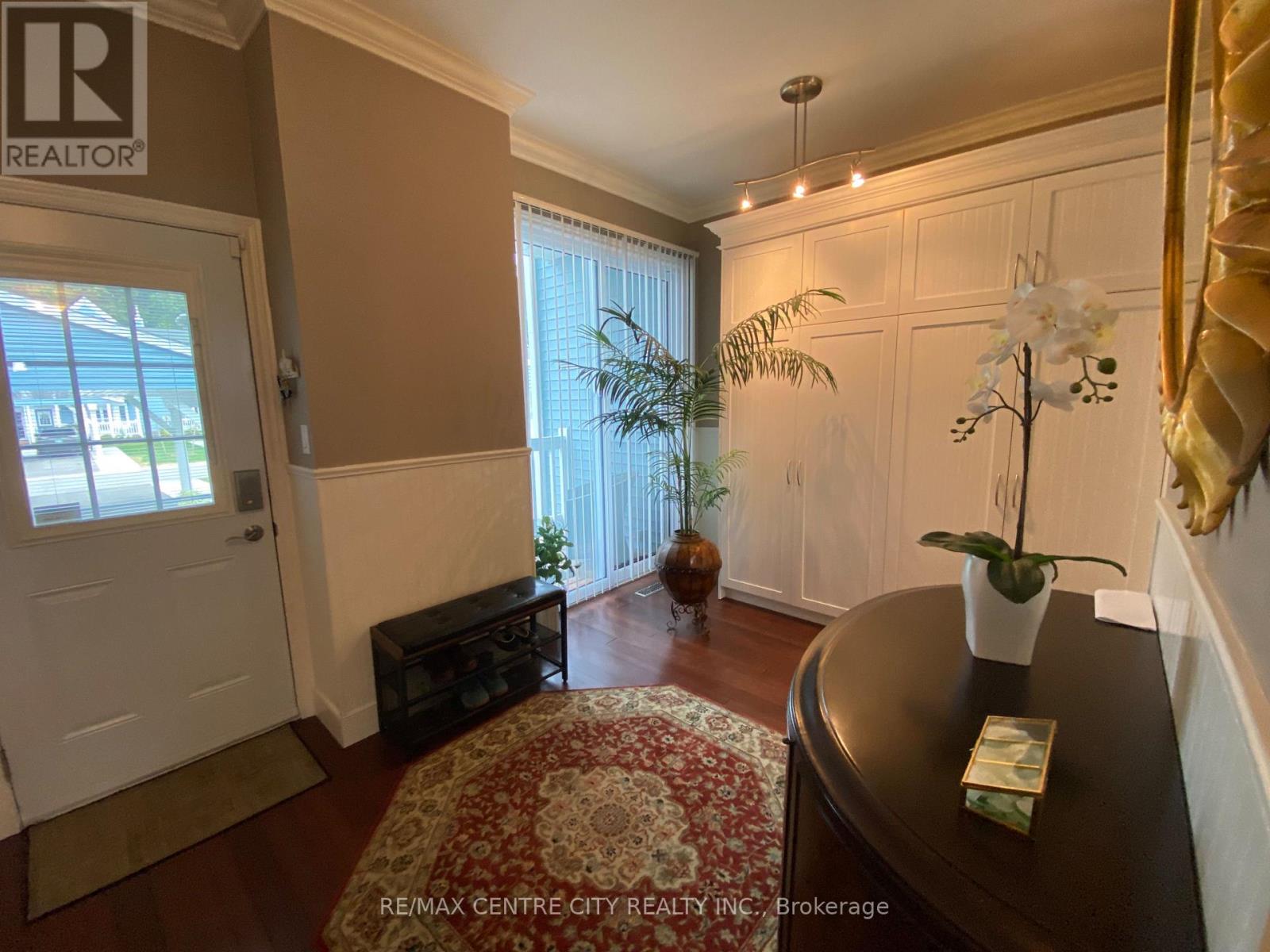 #46 374 FRONT STREET - 5