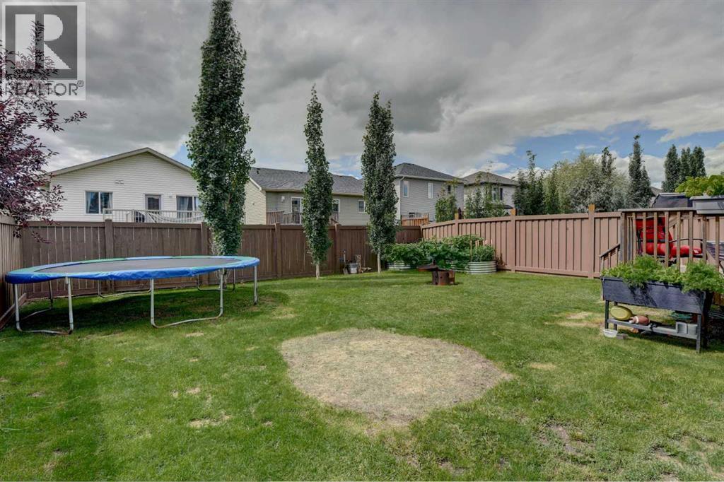 8710 88B Street - 19