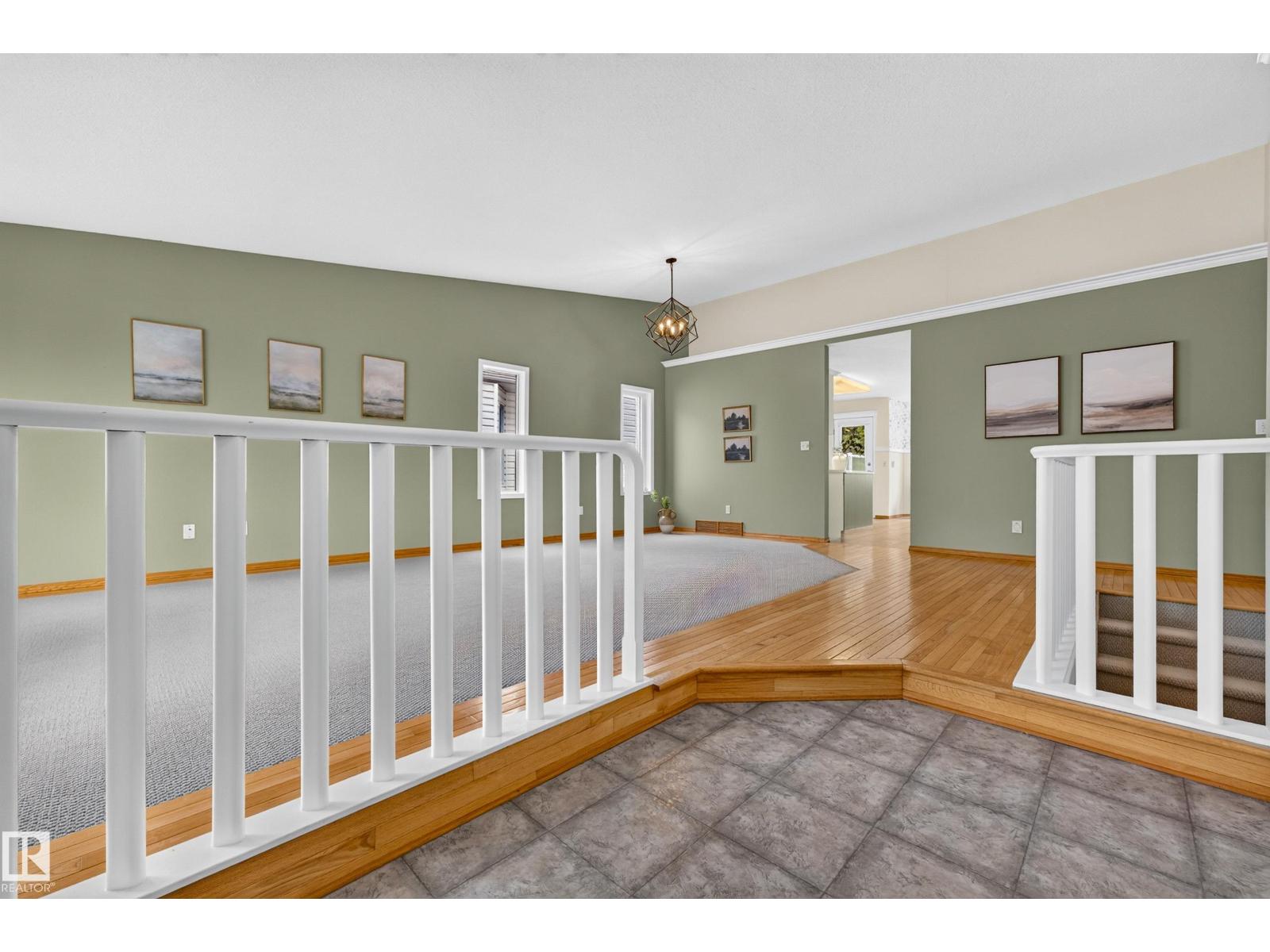 42 CHARLTON CR, Charlton Heights, Sherwood Park photo 5
