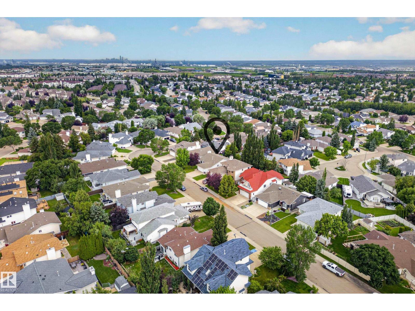 42 CHARLTON CR - Image 72