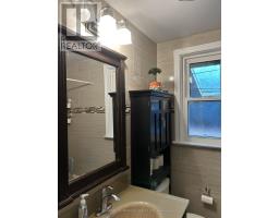 46 Inniswood ( Upper Level) Drive, Toronto, ON M1R1E5 Photo 9