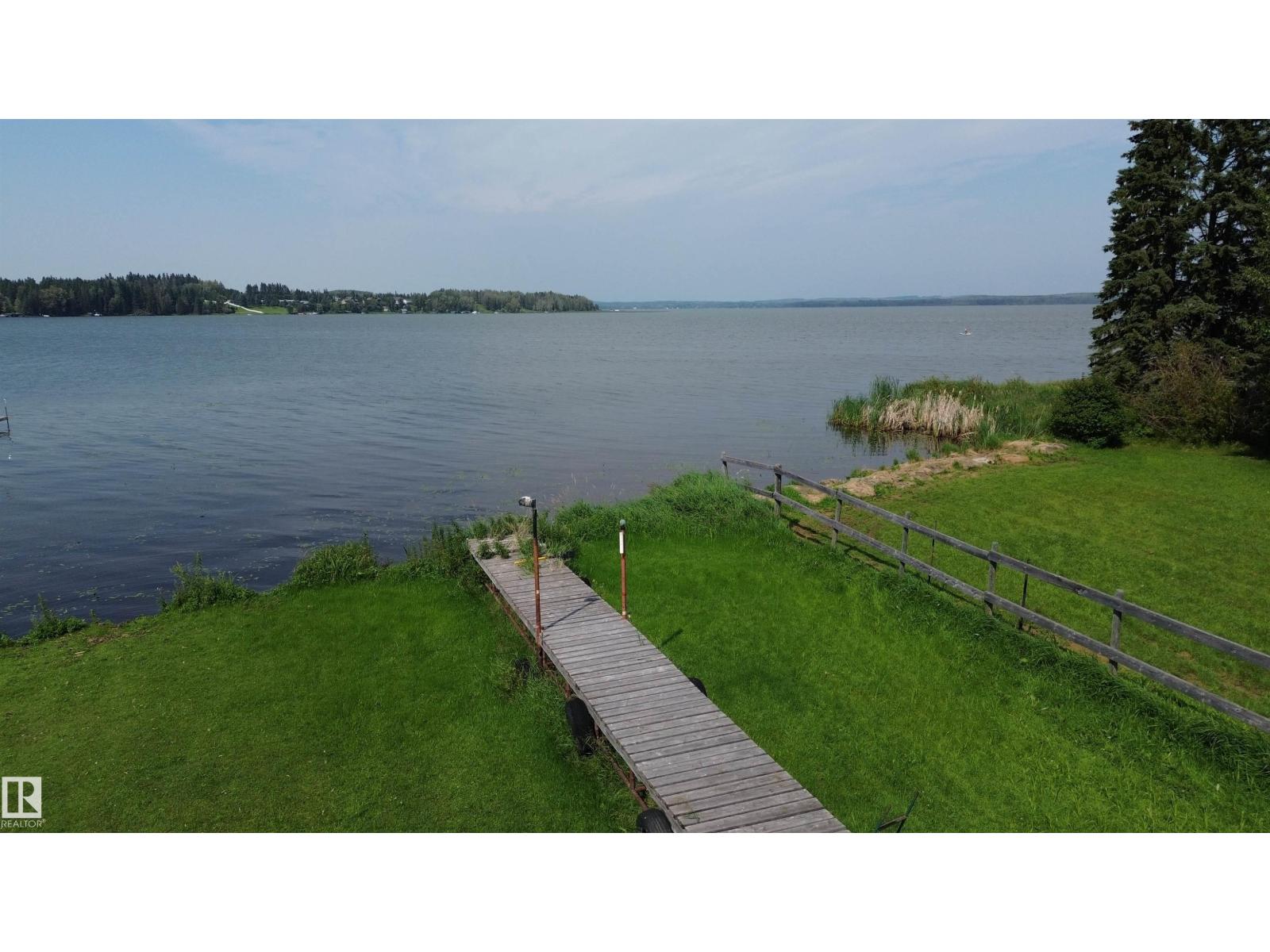 306 Lakeshore Drive E, Rural Wetaskiwin County — photo 2