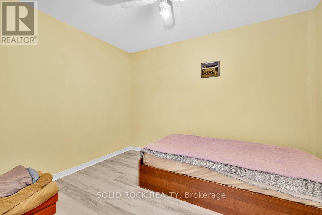3 Bed, 4 Bath House for Rent in Ottawa – 2830 GOTHWOOD PLACE, Ottawa – MLS# X13617354 - Image 32