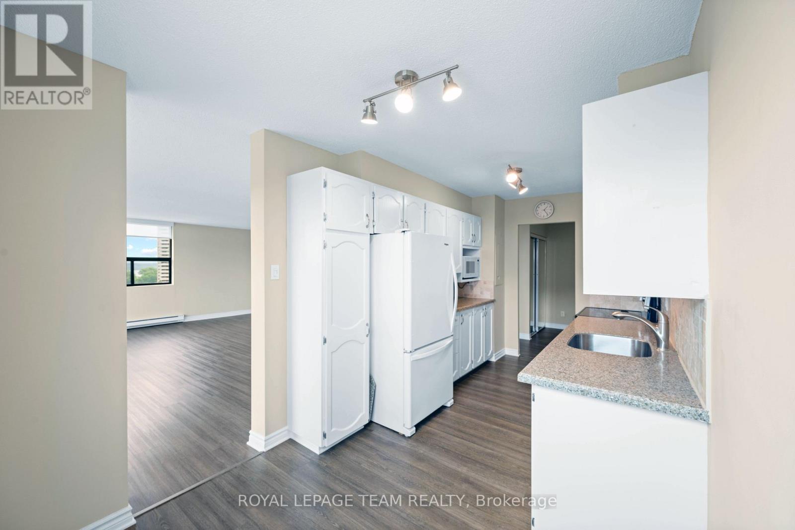 2 Bed, 2 Bath Apartment for Rent in Ottawa – 804 – 1190 RICHMOND ROAD, Ottawa – MLS# X13617524 - Image 20