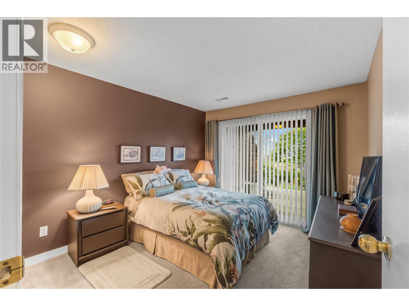 #30 290 PEMBERTON Terrace - 8