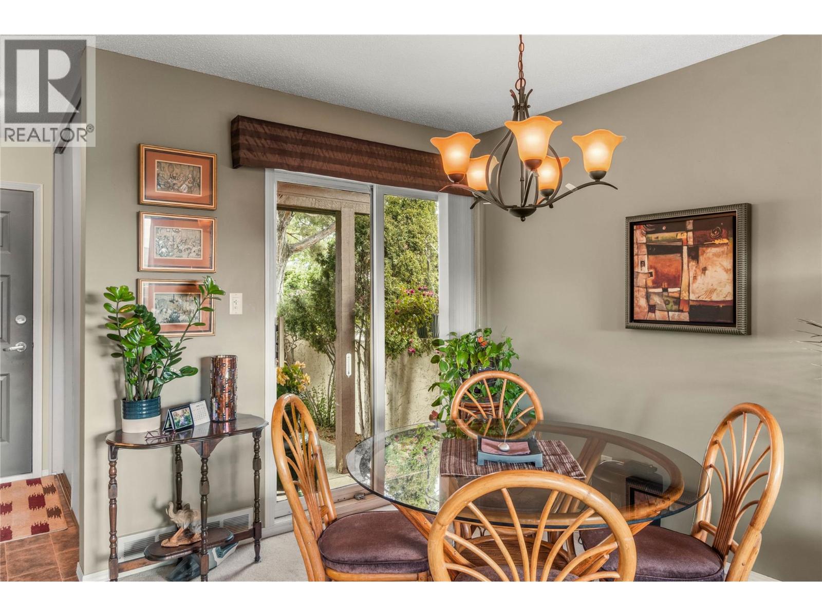 #30 290 PEMBERTON Terrace - 6