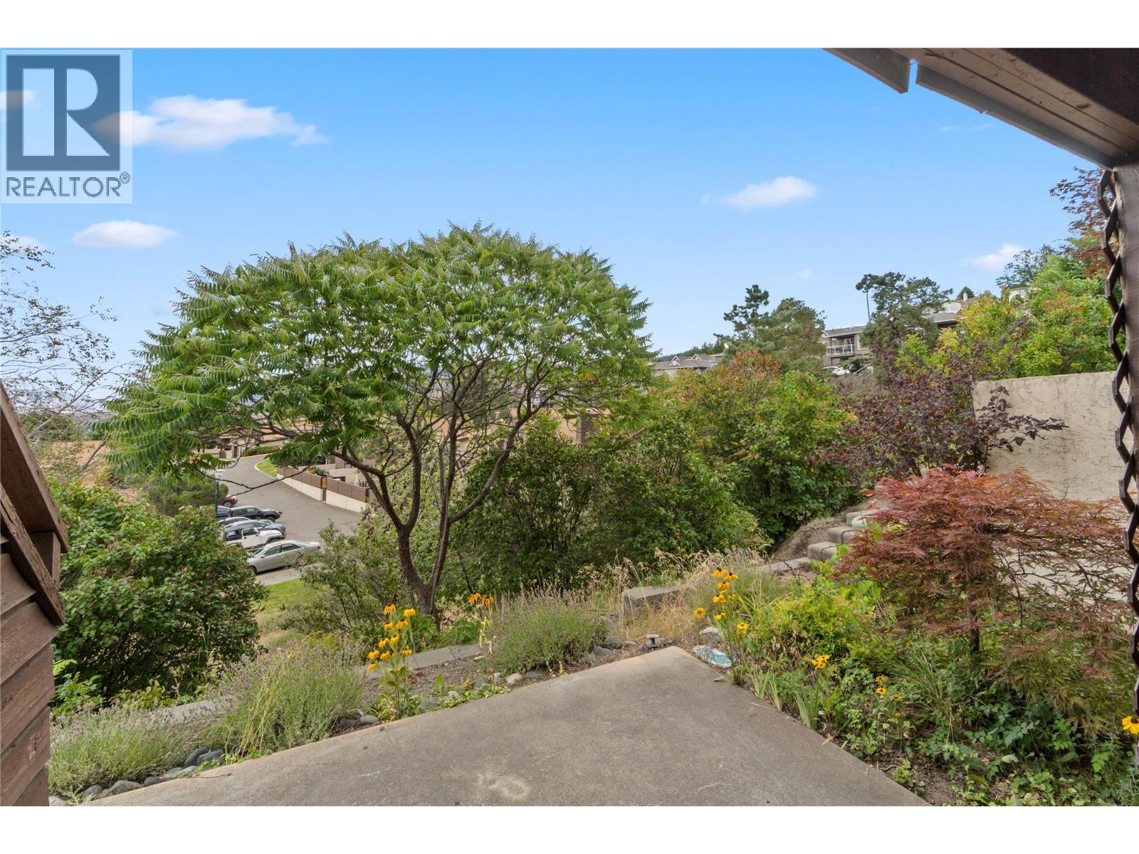 #30 290 PEMBERTON Terrace - 29