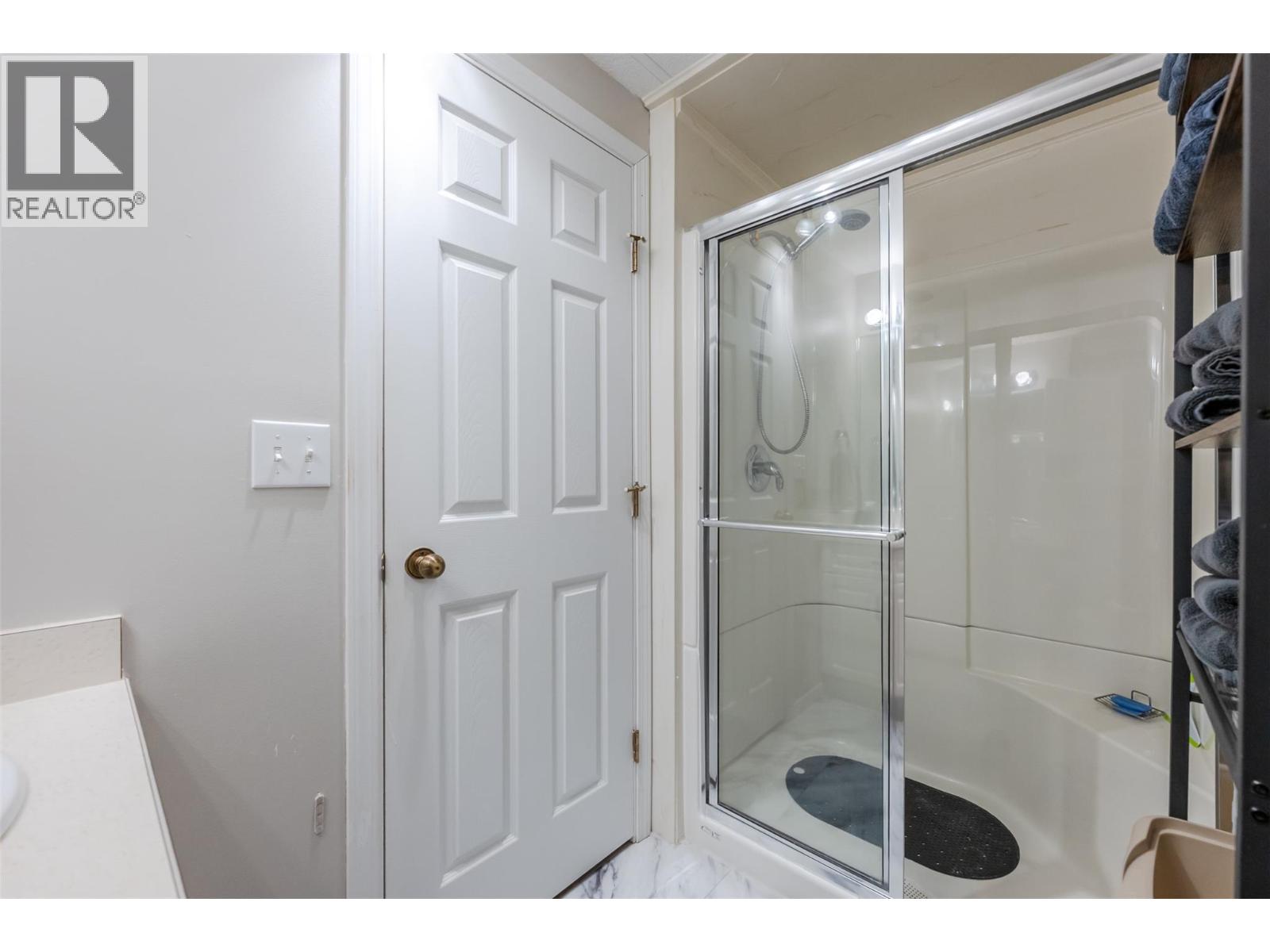#61 999 Burnaby Avenue - 29