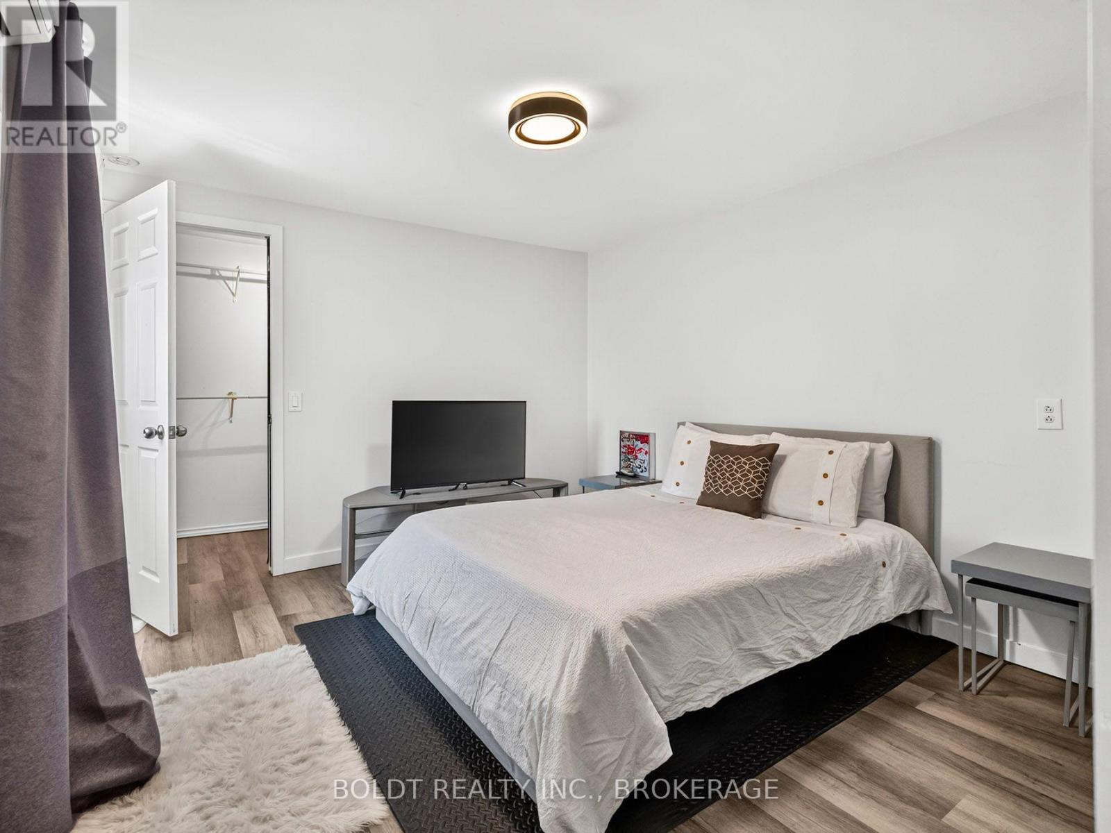 642 PENNER ROAD - 16