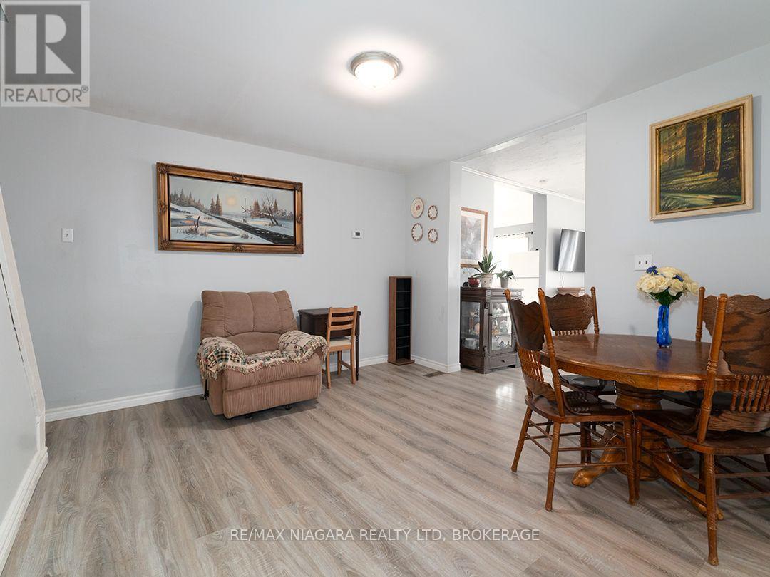 357 MAIN STREET W - 13