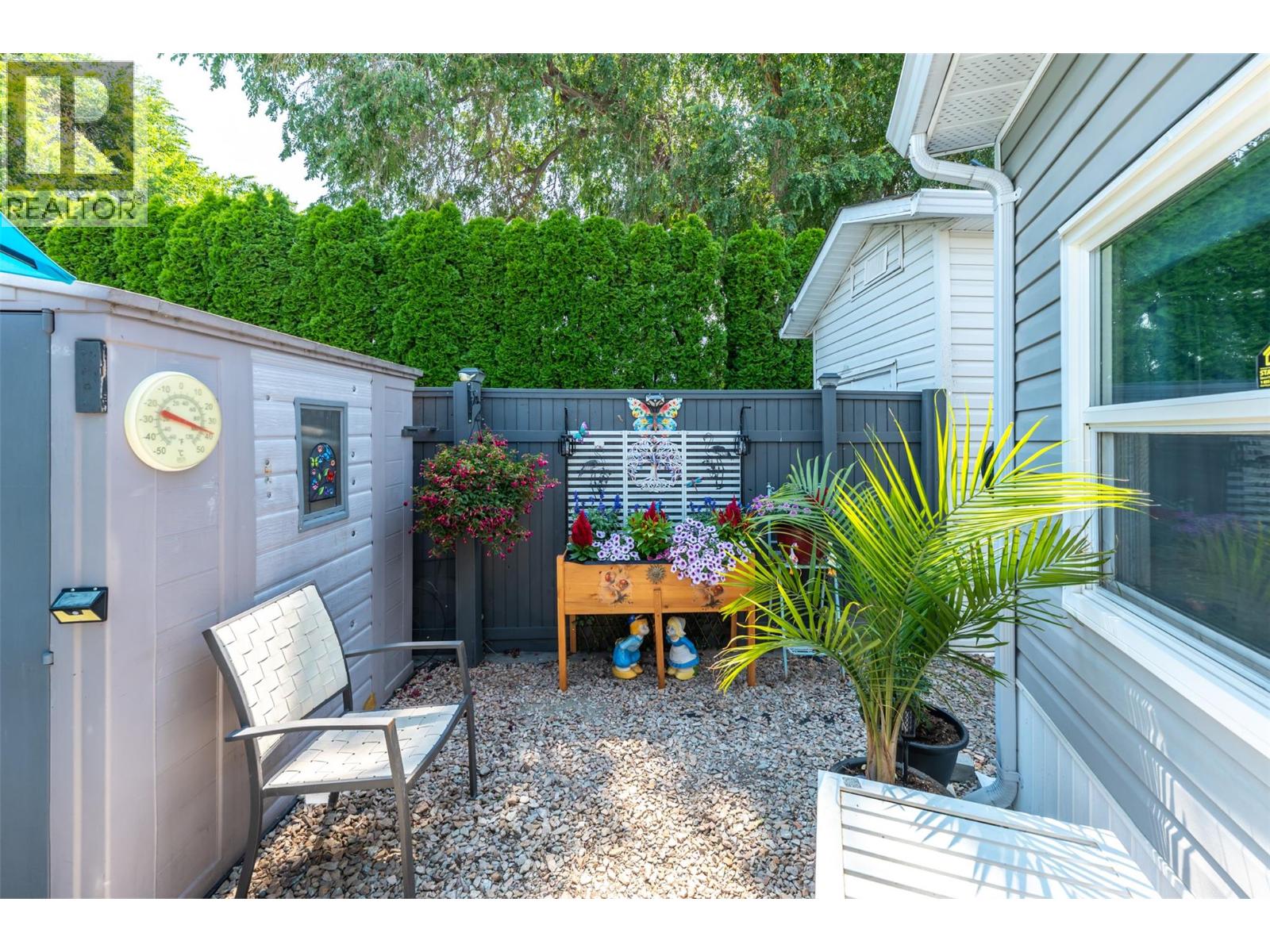 #61 999 Burnaby Avenue - 38