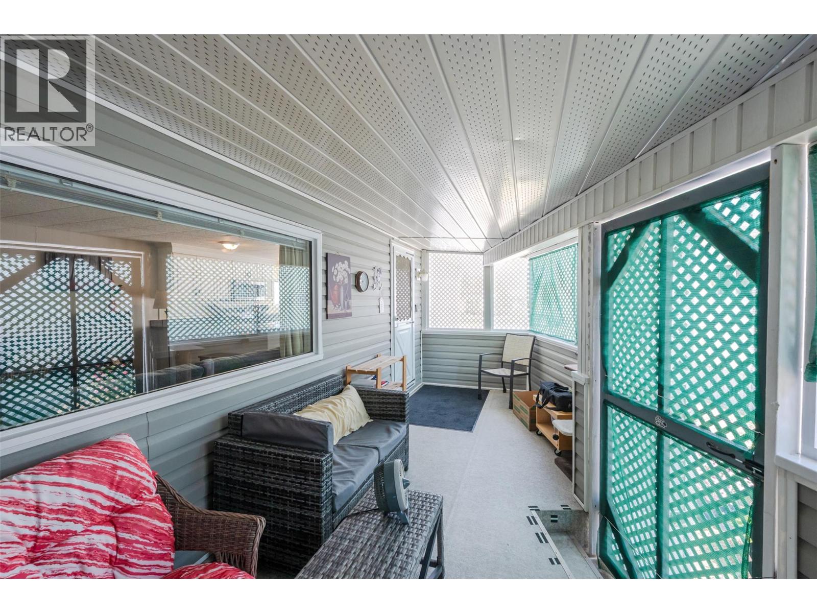 #61 999 Burnaby Avenue - 34