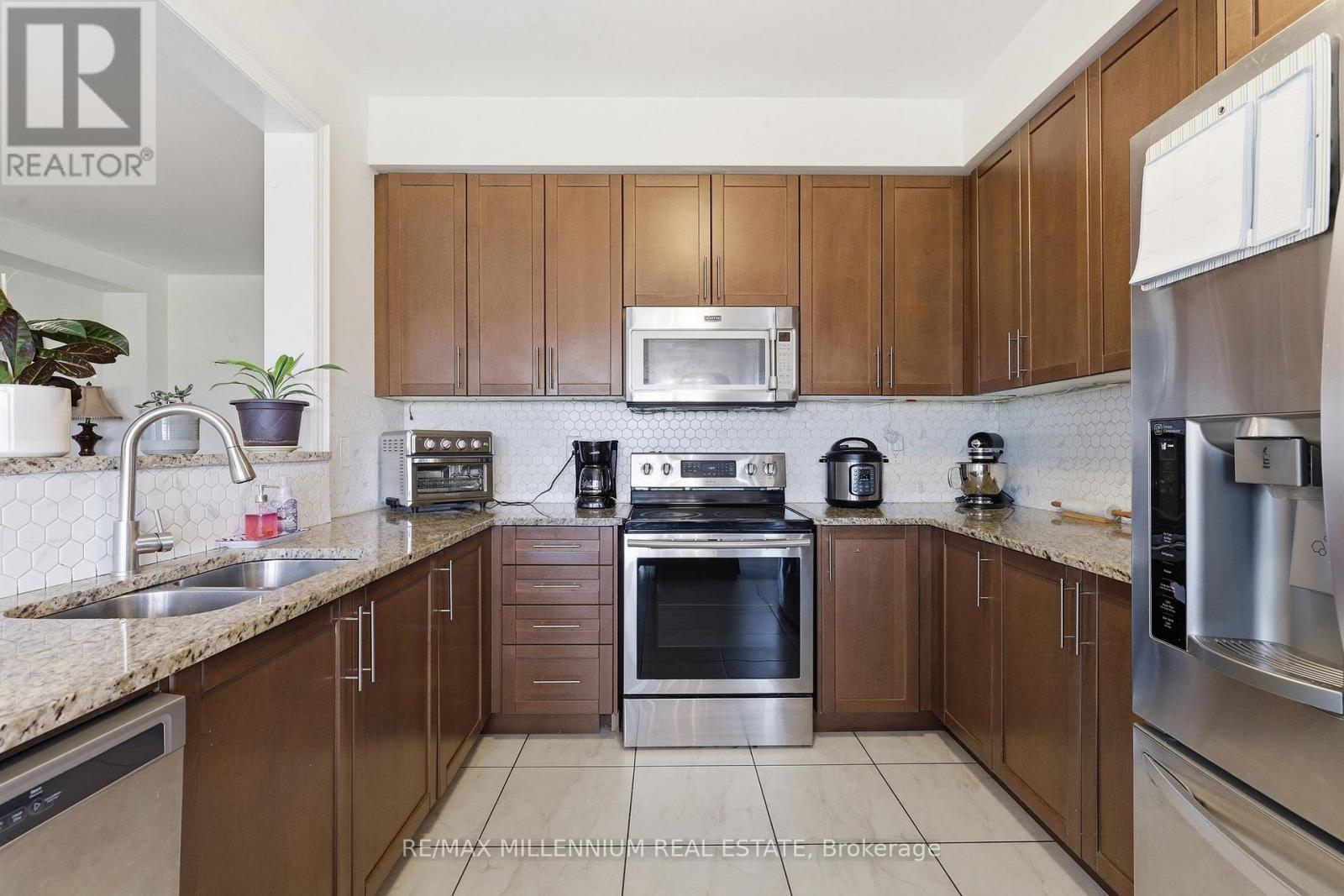 296 MILLER PARK AVENUE - 9