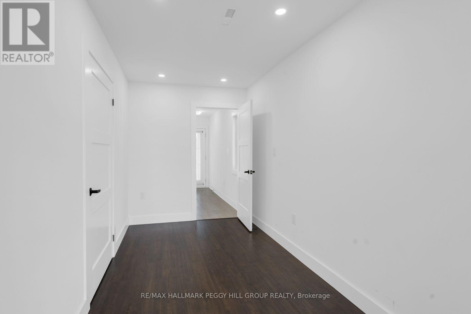 30 PUMPKIN CORNER CRESCENT - Image 16