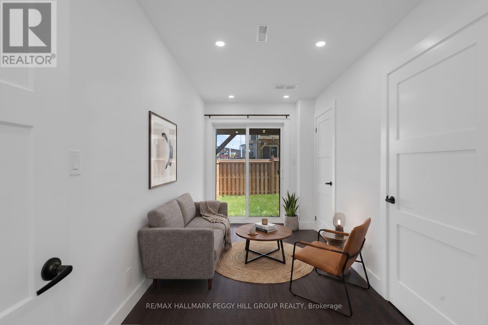 30 PUMPKIN CORNER CRESCENT - Image 17