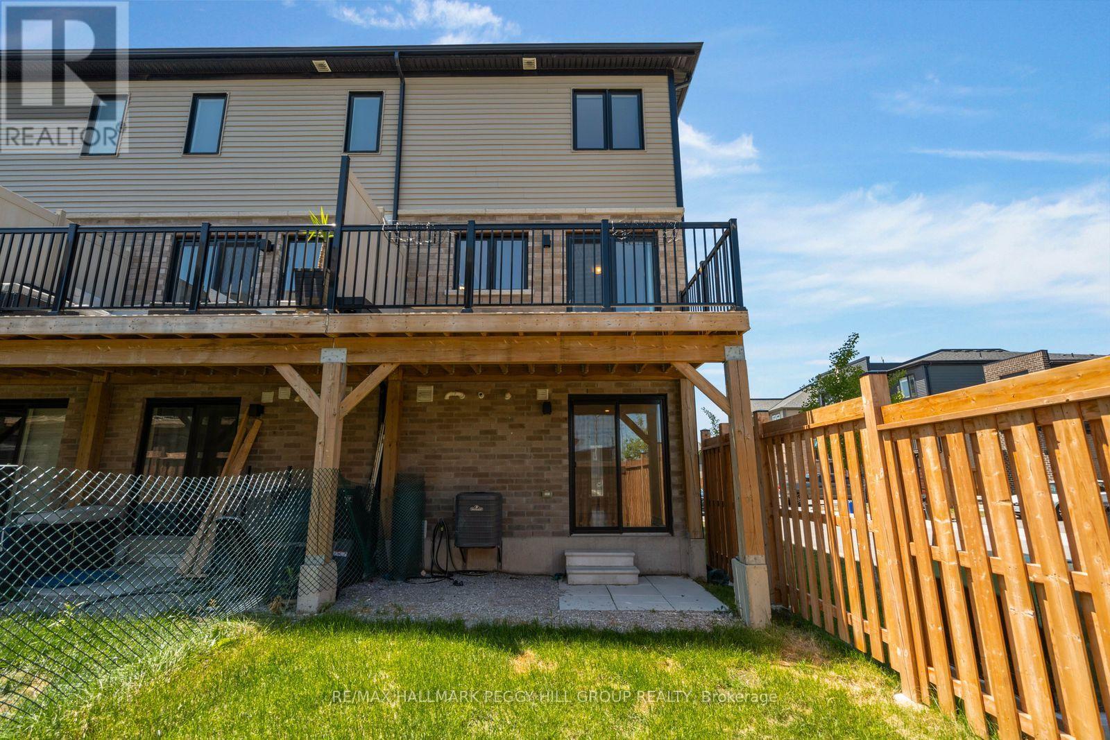 30 PUMPKIN CORNER CRESCENT - Image 19