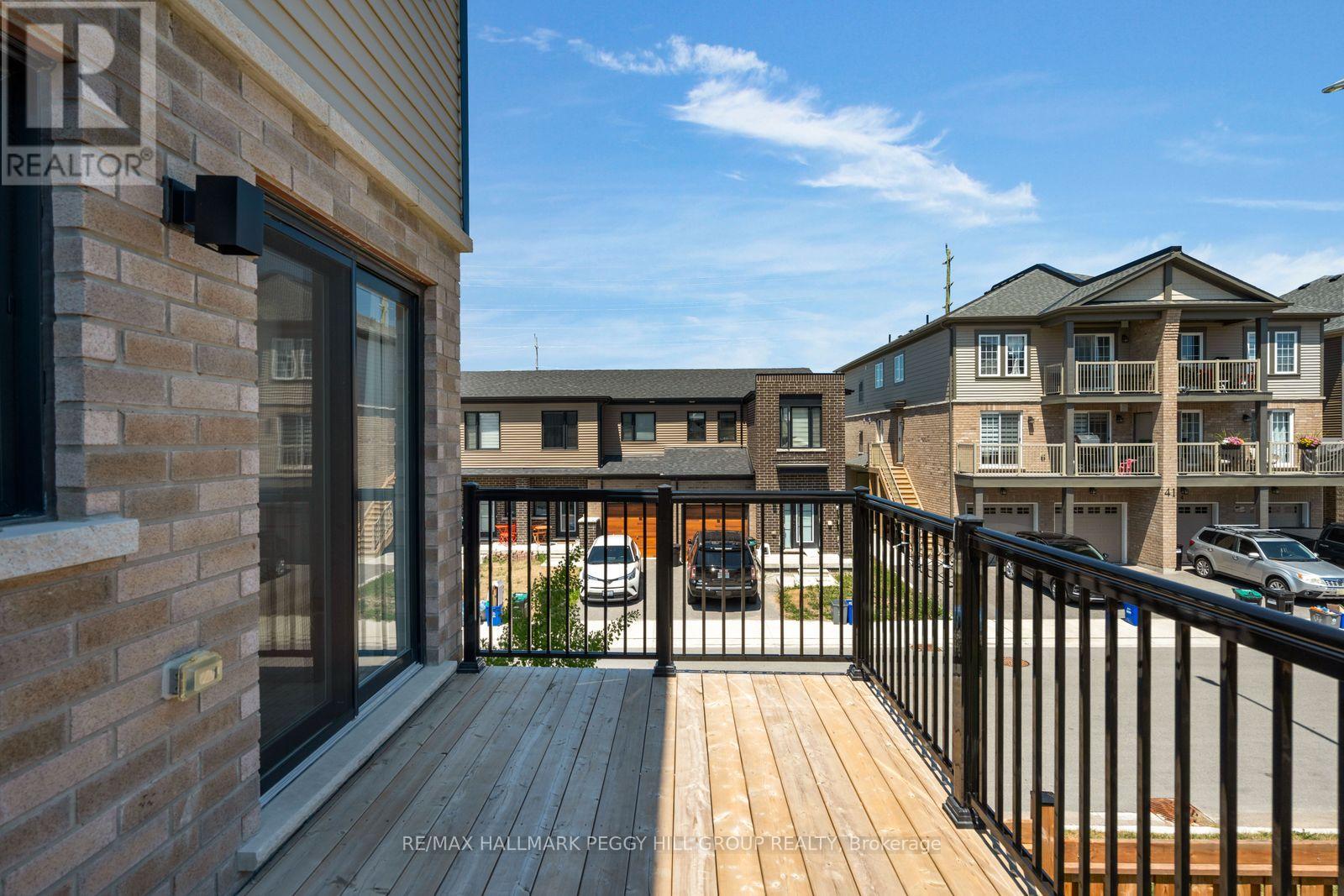 30 PUMPKIN CORNER CRESCENT - Image 8